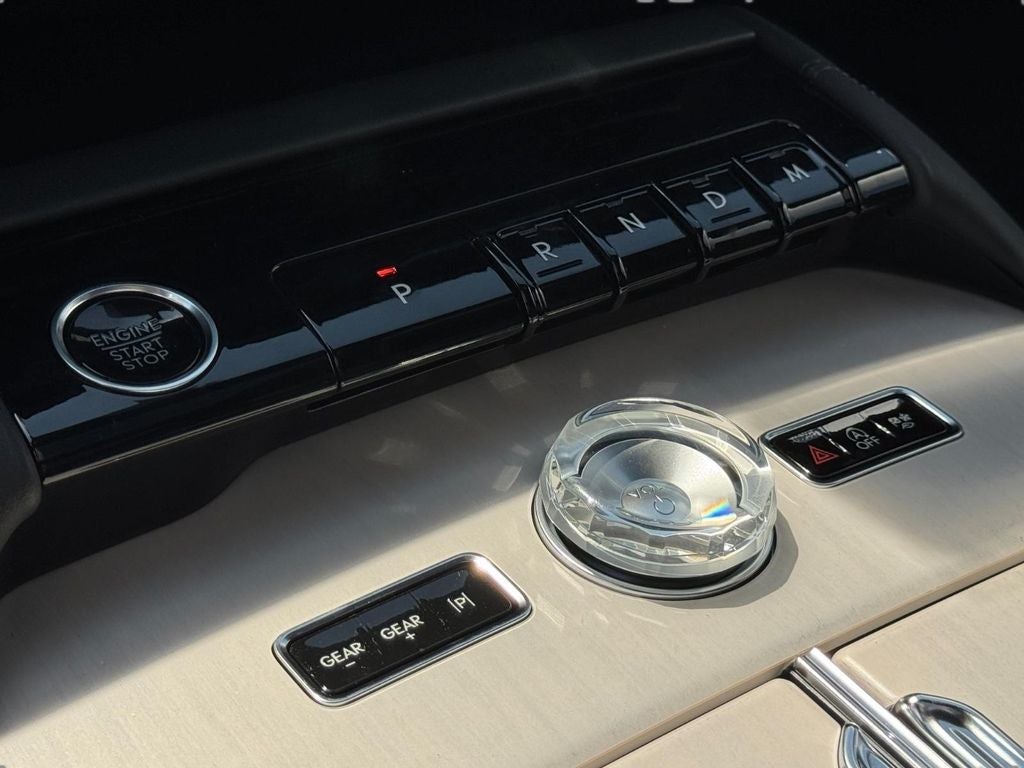 2027 Lincoln Navigator Reserve