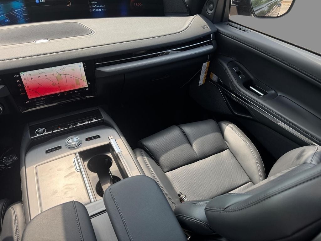 2027 Lincoln Navigator Reserve