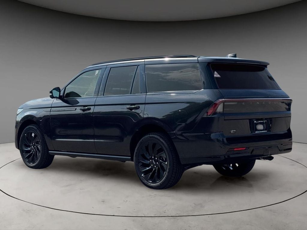 2027 Lincoln Navigator Reserve