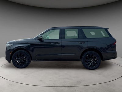 2027 Lincoln Navigator Reserve