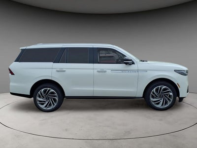 2026 Lincoln Navigator Reserve