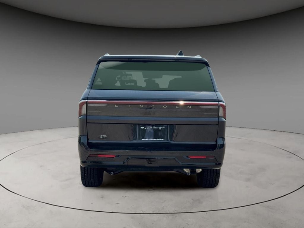 2027 Lincoln Navigator Reserve