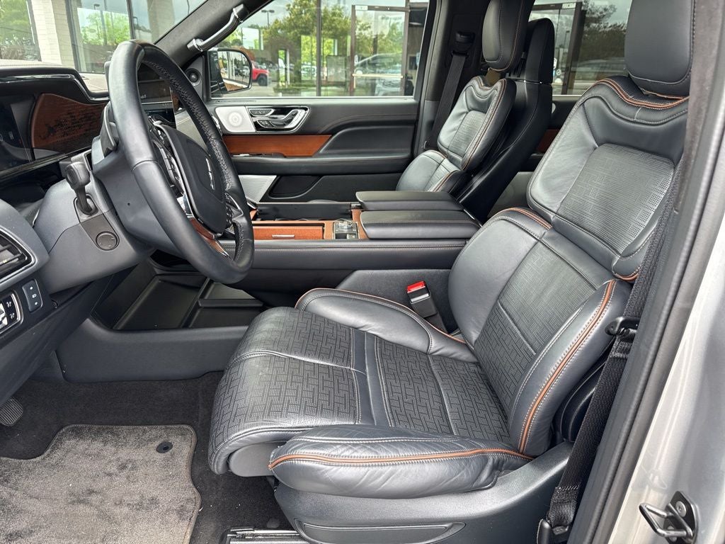 2024 Lincoln Navigator Black Label