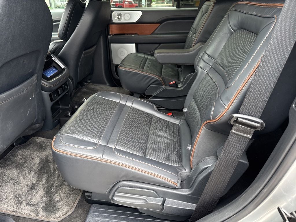 2024 Lincoln Navigator Black Label