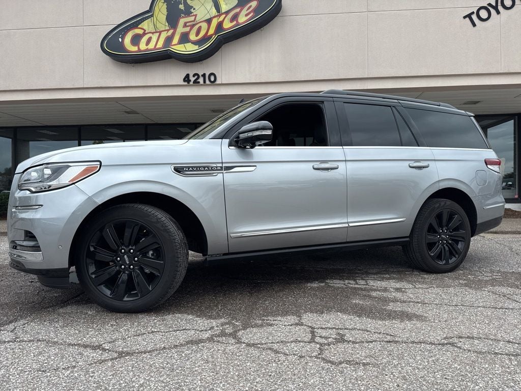 2024 Lincoln Navigator Black Label