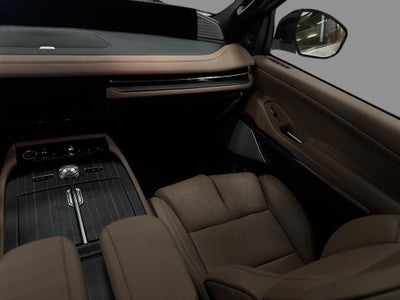 2027 Lincoln Navigator Black Label