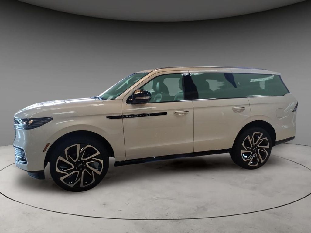 2027 Lincoln Navigator Black Label