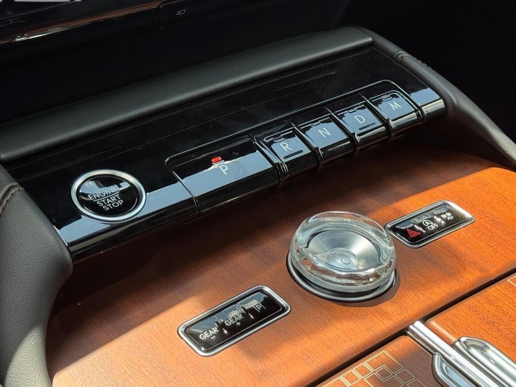 2027 Lincoln Navigator Black Label