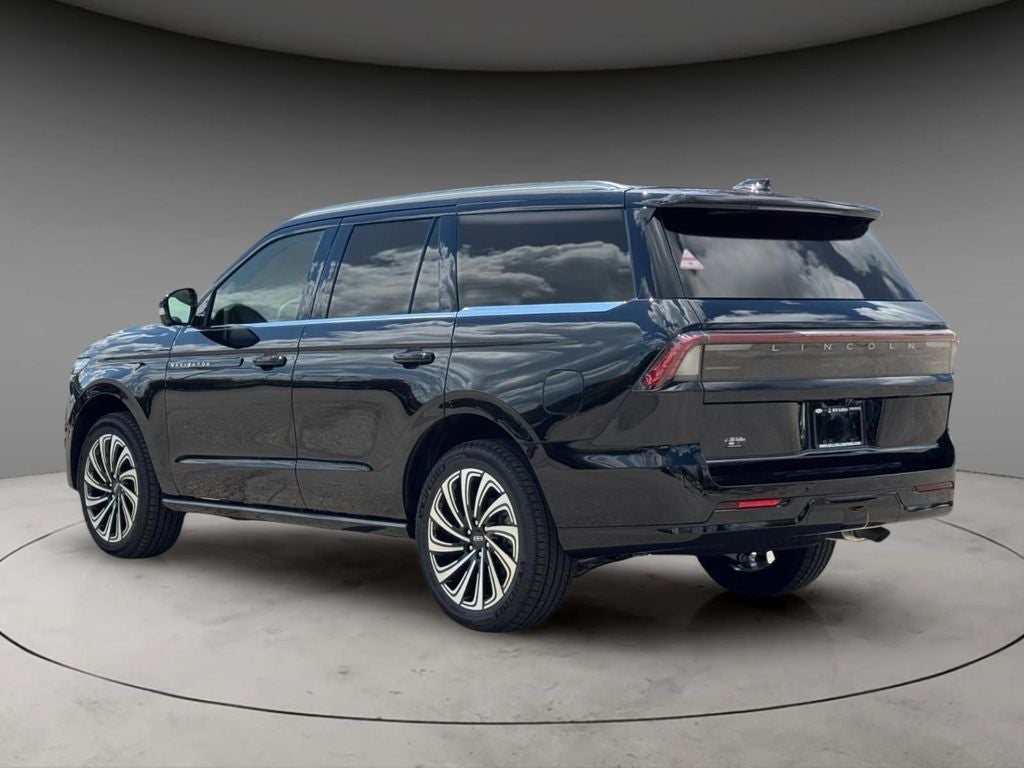 2027 Lincoln Navigator Black Label