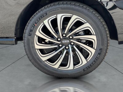 2027 Lincoln Navigator Black Label