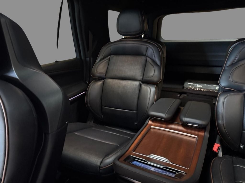 2027 Lincoln Navigator Black Label