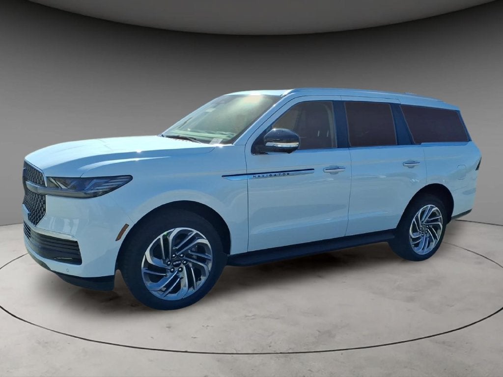 2027 Lincoln Navigator