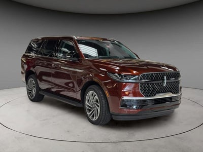 2027 Lincoln Navigator Premiere