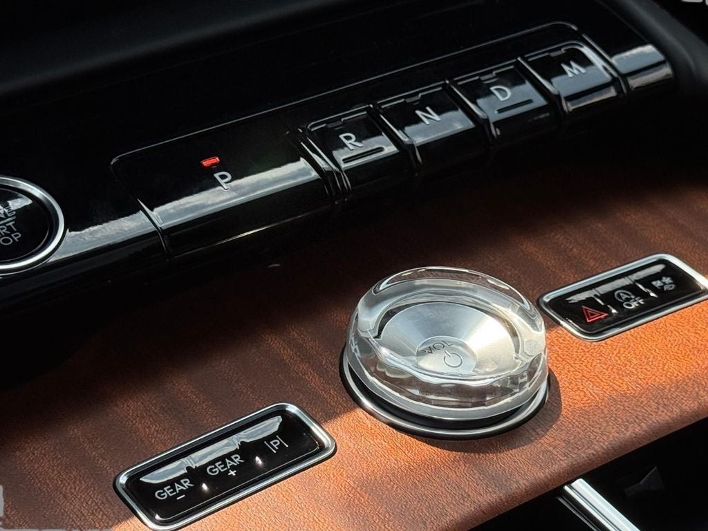 2027 Lincoln Navigator Black Label