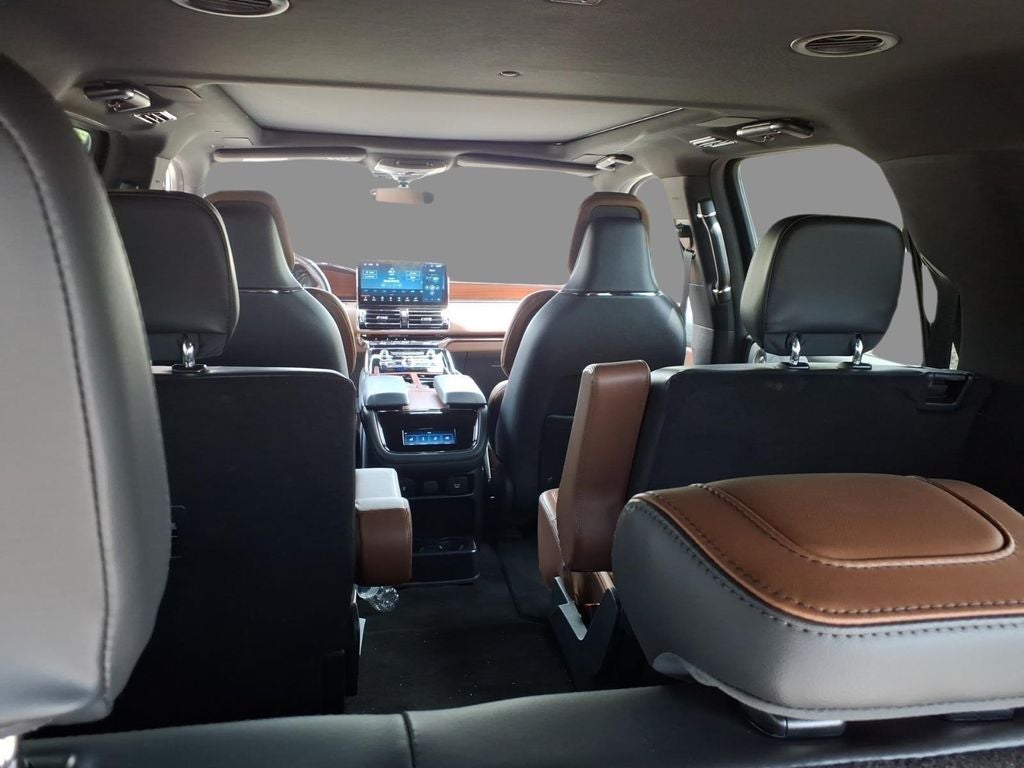 2024 Lincoln Navigator L Reserve