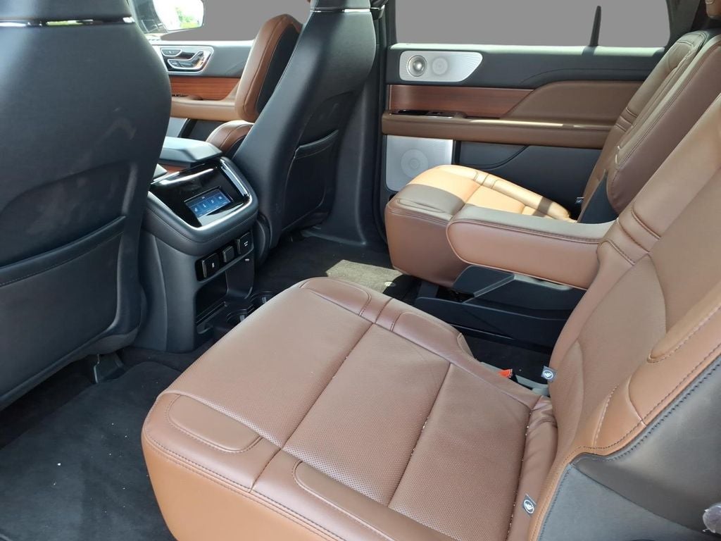 2024 Lincoln Navigator L Reserve