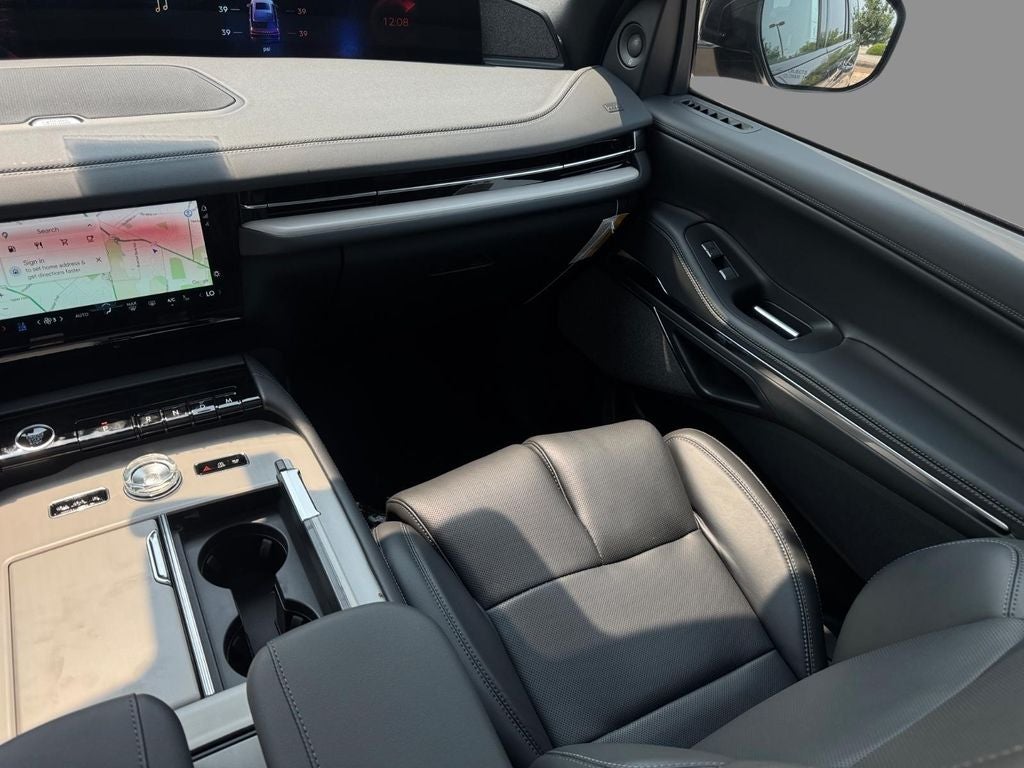 2027 Lincoln Navigator L Reserve