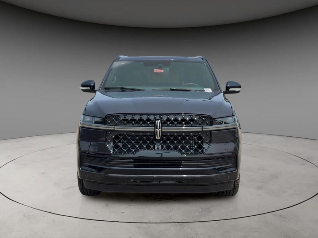 2027 Lincoln Navigator L Reserve