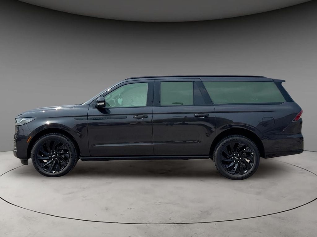 2027 Lincoln Navigator L Reserve