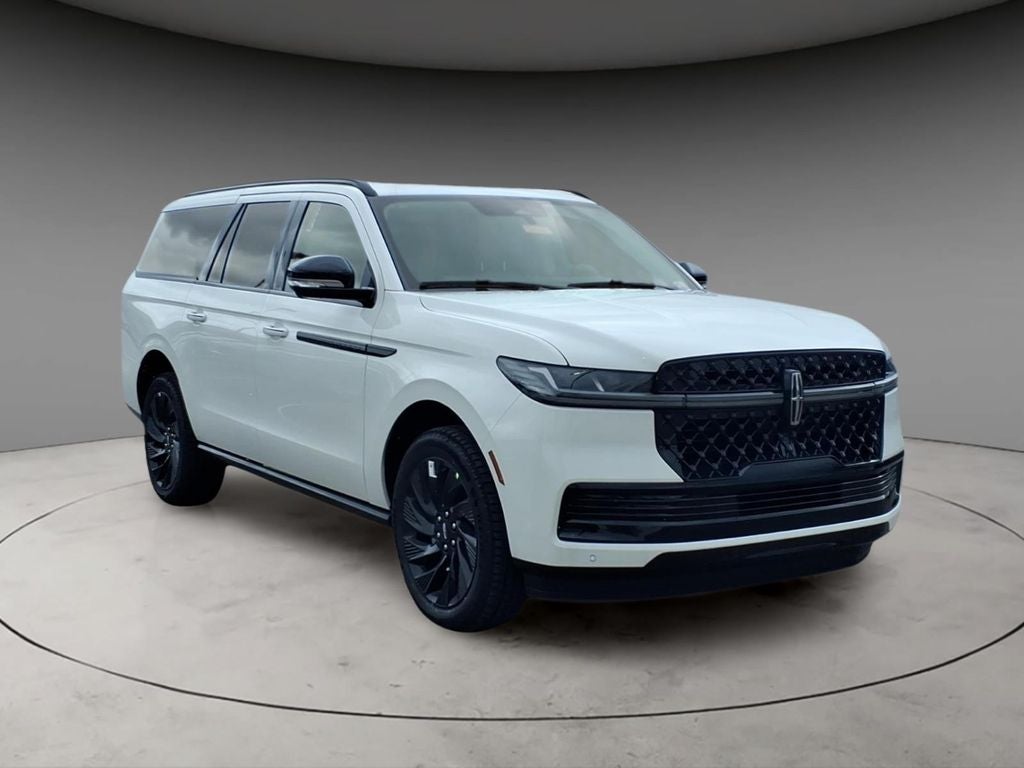 2026 Lincoln Navigator L Reserve