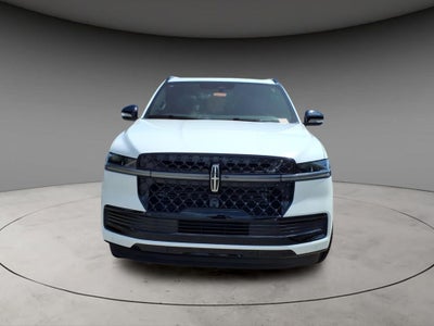 2027 Lincoln Navigator L Reserve