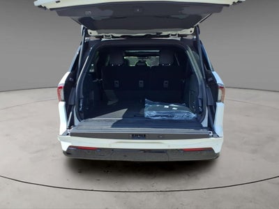 2027 Lincoln Navigator L Reserve