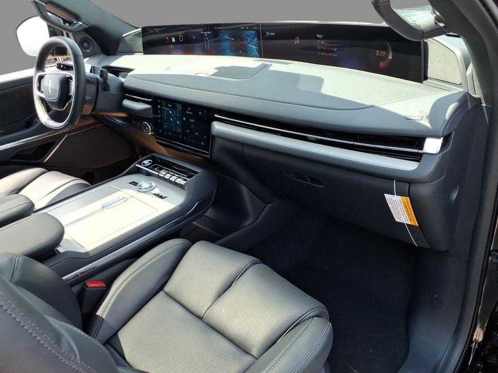 2027 Lincoln Navigator L Reserve