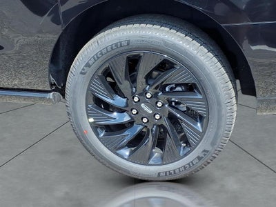 2027 Lincoln Navigator L Reserve