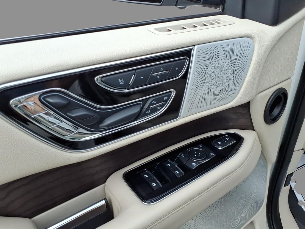 2021 Lincoln Navigator L Reserve
