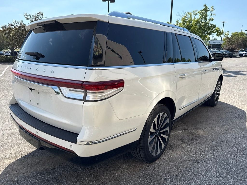 2022 Lincoln Navigator L Reserve