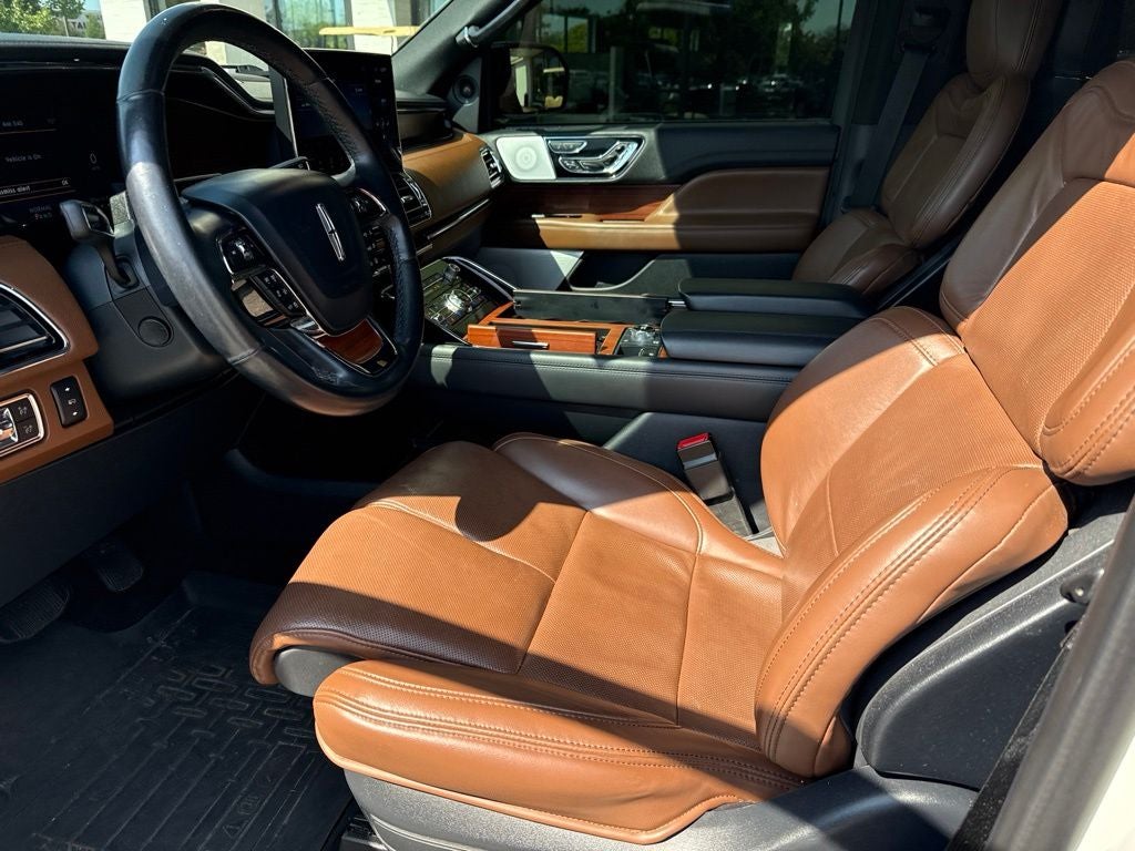 2022 Lincoln Navigator L Reserve