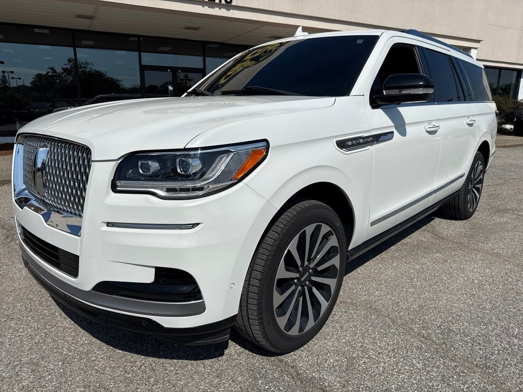 2022 Lincoln Navigator L Reserve