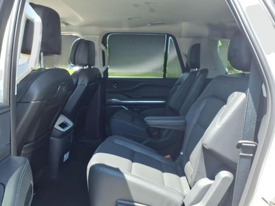 2026 Lincoln Navigator L Premiere