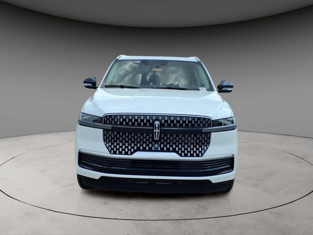 2027 Lincoln Navigator L Premiere