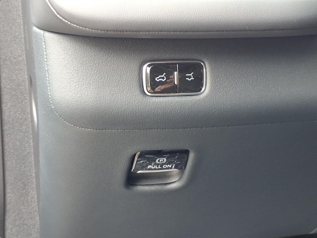 2027 Lincoln Navigator L Premiere