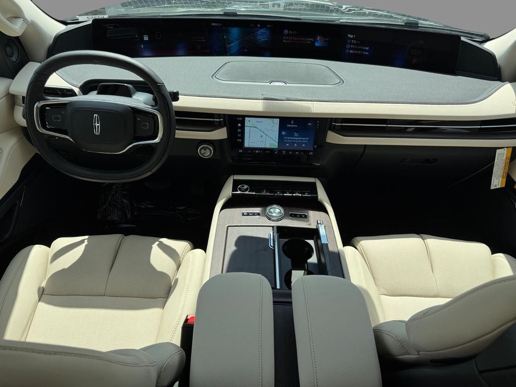2027 Lincoln Navigator L Premiere