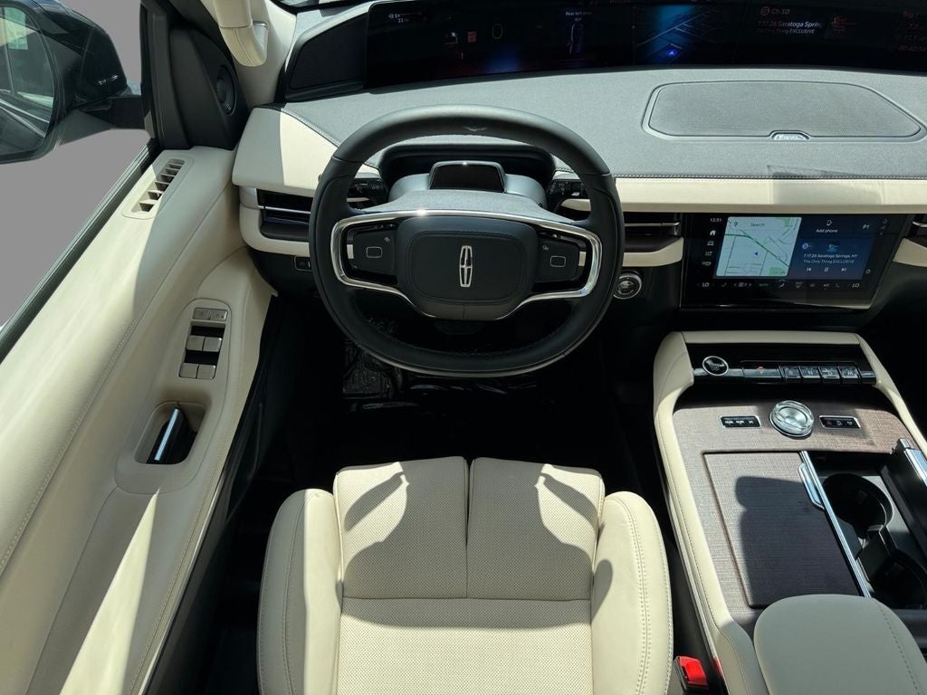 2027 Lincoln Navigator L Premiere