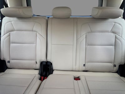 2027 Lincoln Navigator L Premiere