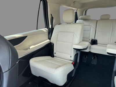 2027 Lincoln Navigator L Premiere