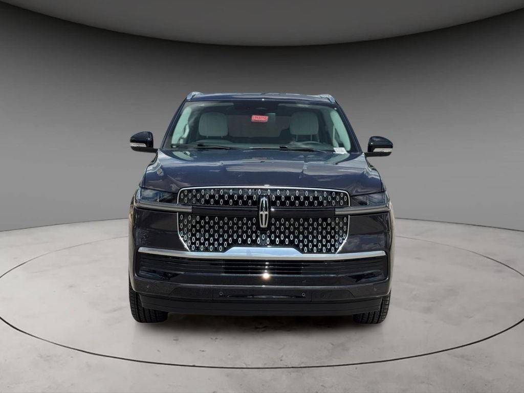 2027 Lincoln Navigator L Premiere