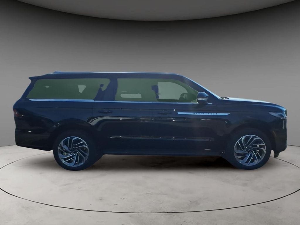 2026 Lincoln Navigator L Premiere
