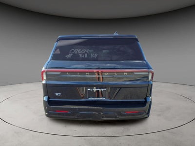 2026 Lincoln Navigator L Premiere
