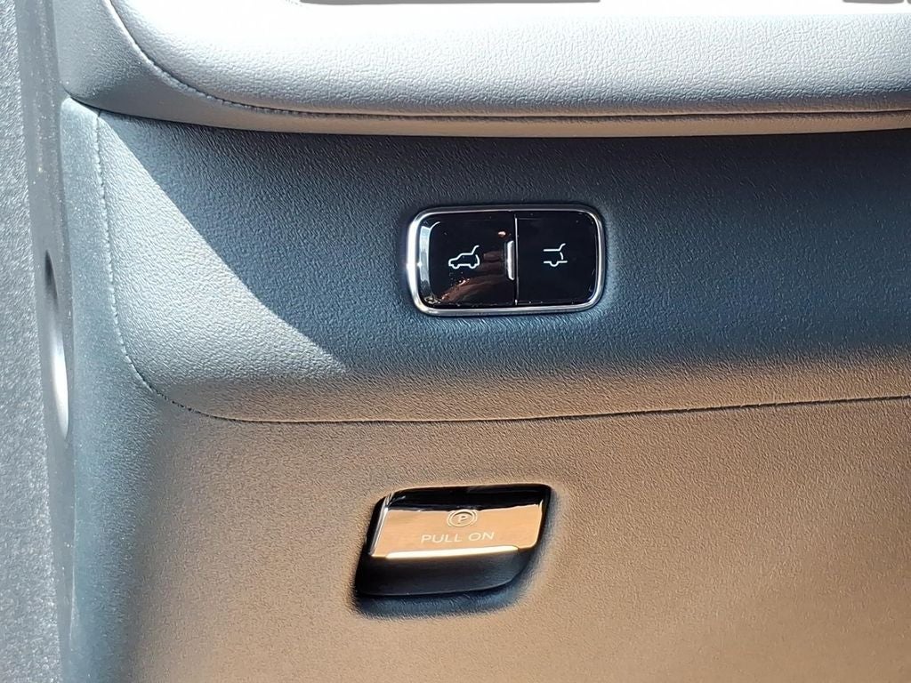 2027 Lincoln Navigator L Premiere