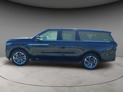 2027 Lincoln Navigator L Premiere