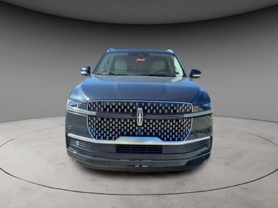 2027 Lincoln Navigator L Premiere