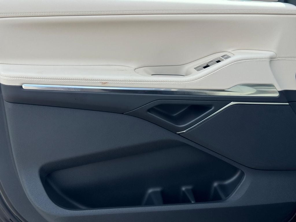 2027 Lincoln Navigator L Premiere