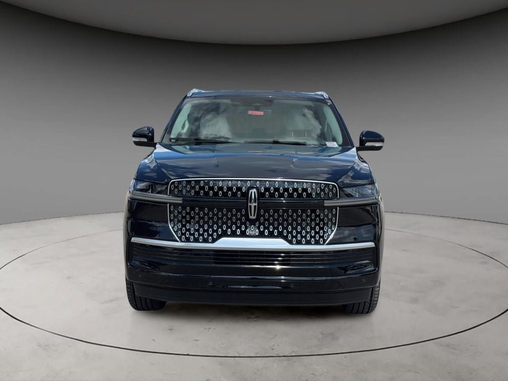 2027 Lincoln Navigator L Premiere