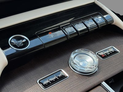 2027 Lincoln Navigator L Premiere