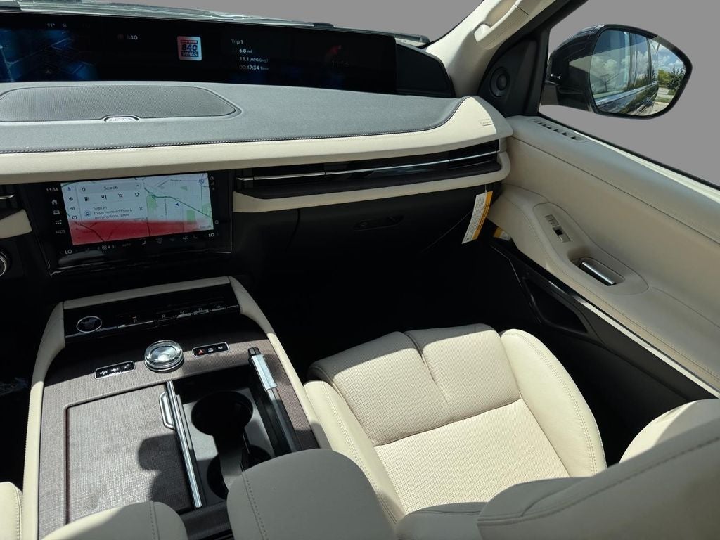 2027 Lincoln Navigator L Premiere