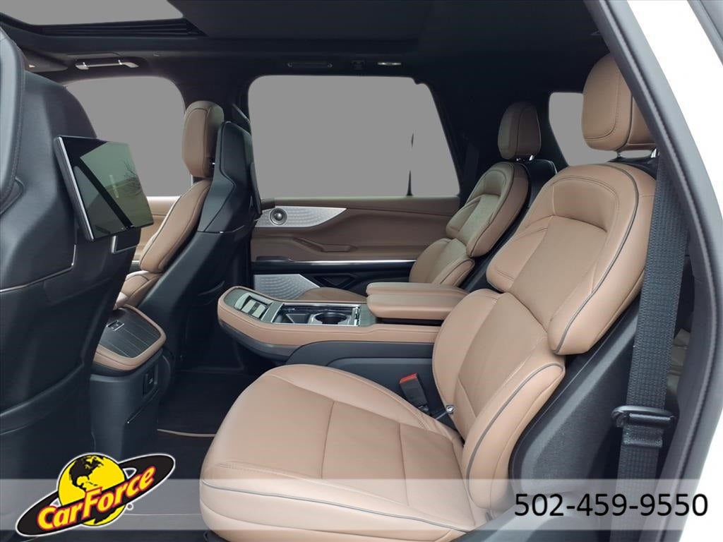 2025 Lincoln Navigator L Black Label